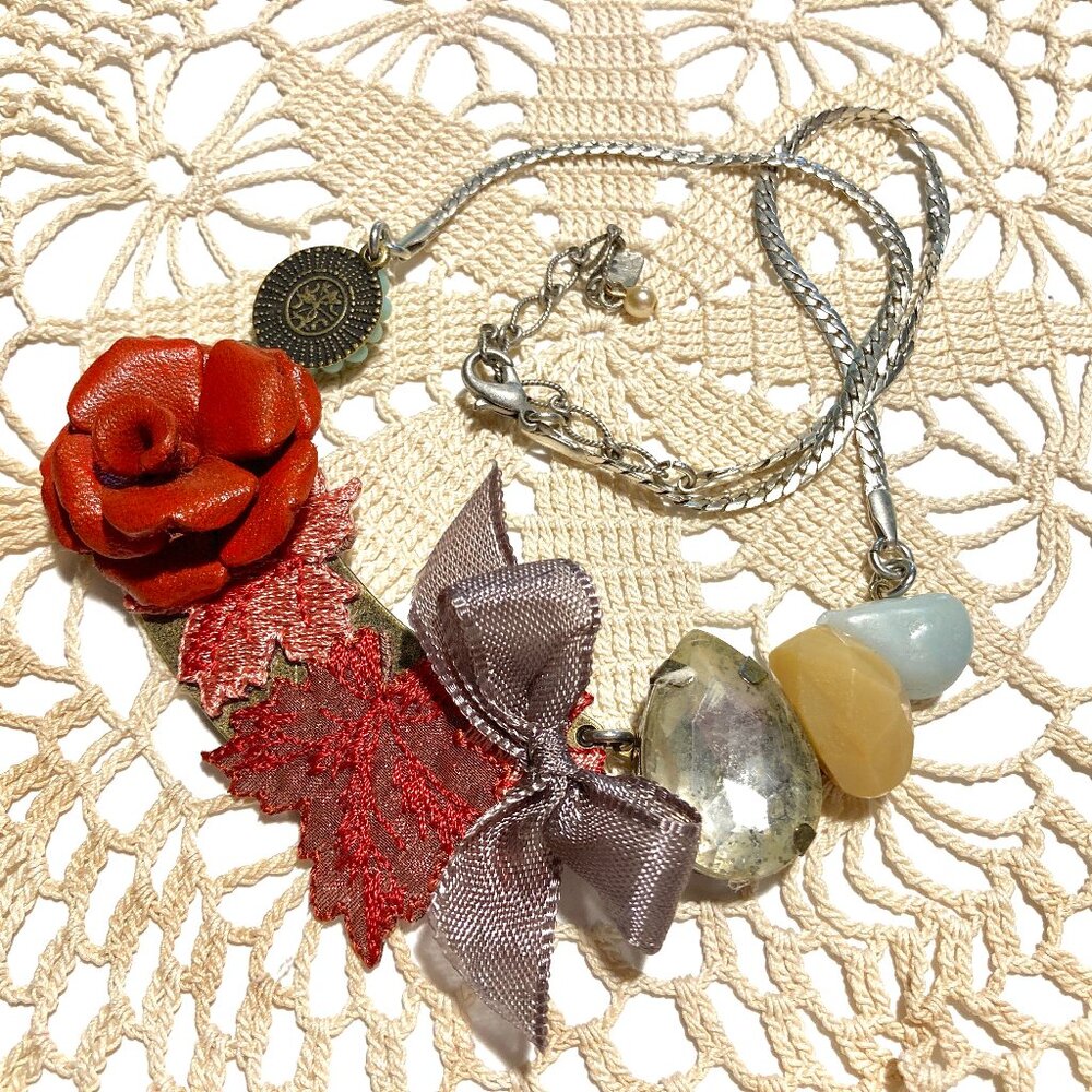 Artisan Mixed Media Necklace with Silver Serpentine Chain and Clasp NWT